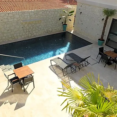 Ariel 4*